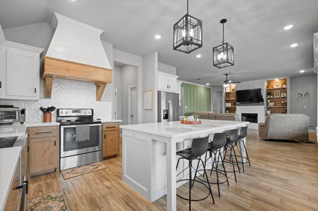 6317 Brookcrest Street, Godley, TX 76044