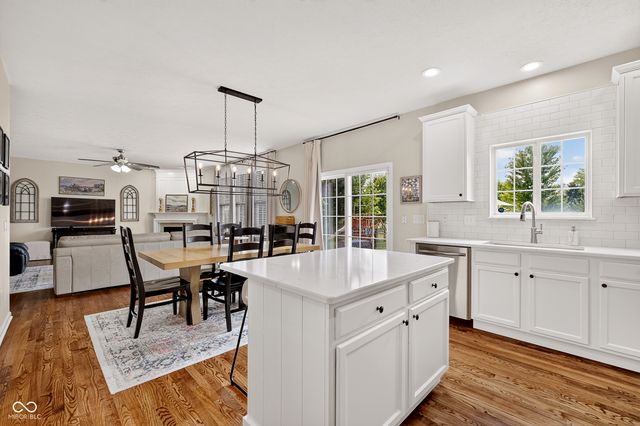 541 Stafford Drive, Westfield, IN 46074