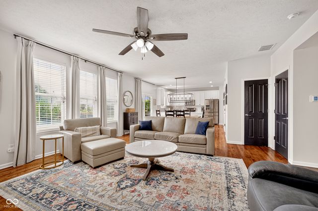 541 Stafford Drive, Westfield, IN 46074