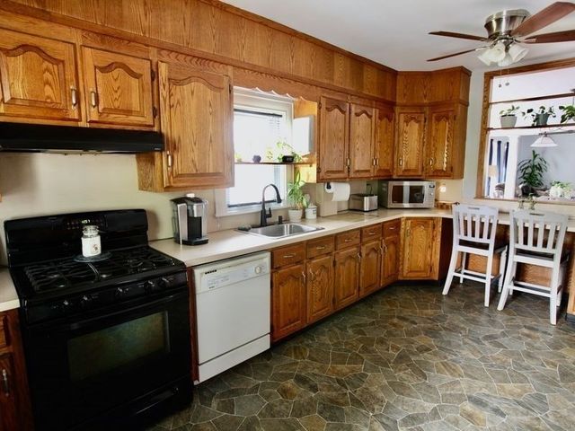 17 Park Road, Brockton, MA 02301