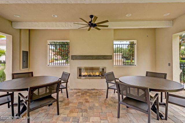 96109 HANGING MOSS Drive, Fernandina Beach, FL 32034