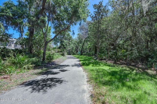 96109 HANGING MOSS Drive, Fernandina Beach, FL 32034