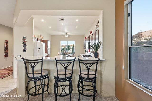 8083 W Greensleeves Way, Tucson, AZ 85743