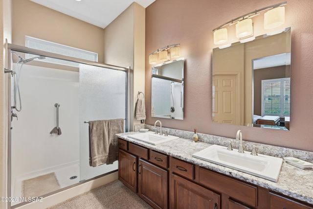 8083 W Greensleeves Way, Tucson, AZ 85743