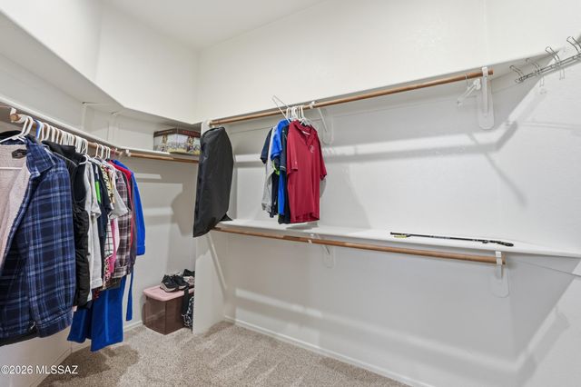 8083 W Greensleeves Way, Tucson, AZ 85743