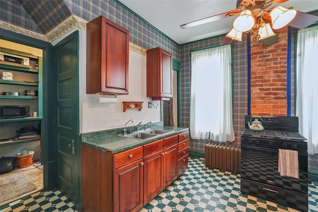 605 Adair Street, Adair, IA 50002