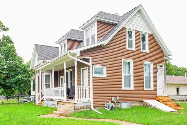 605 Adair Street, Adair, IA 50002