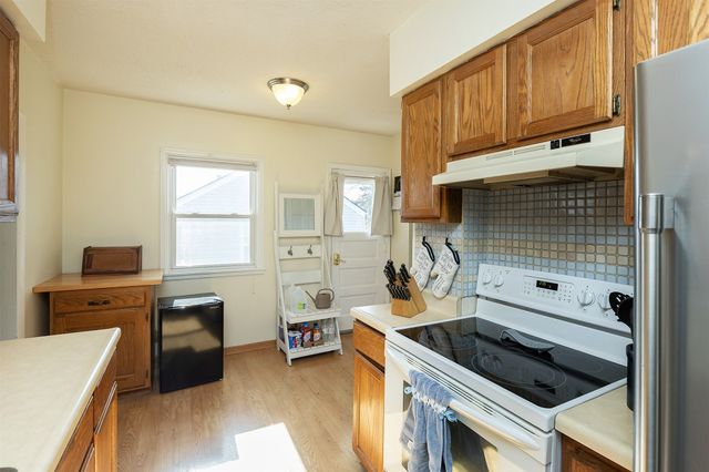 605 11th Street, West Des Moines, IA 50265