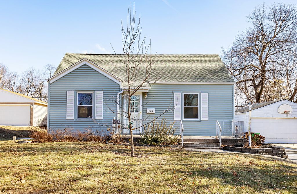 605 11th Street, West Des Moines, IA 50265