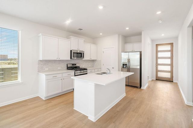 193 Weaver Ln LN, Bastrop, TX 78602