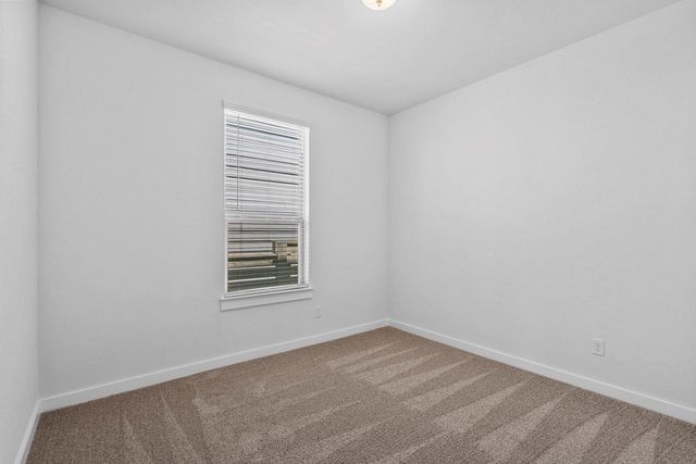 193 Weaver LN, Bastrop, TX 78602