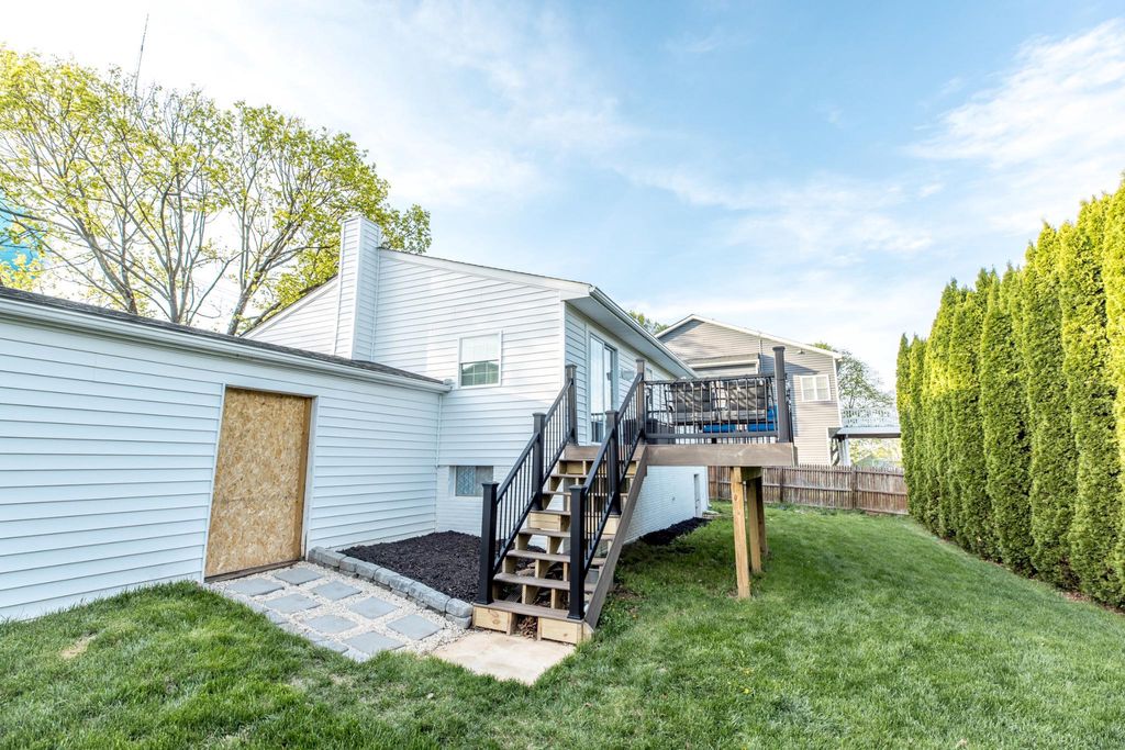 Image 23 of property listing at 3427 YORK ST, Manchester, MD 21102