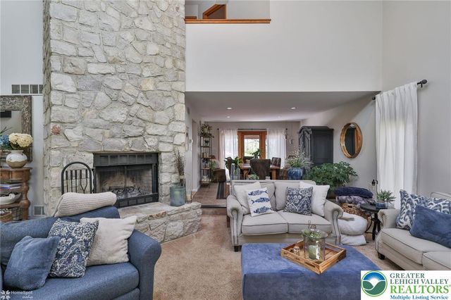 337 WOODLINE Road, Moore Twp, PA 18064