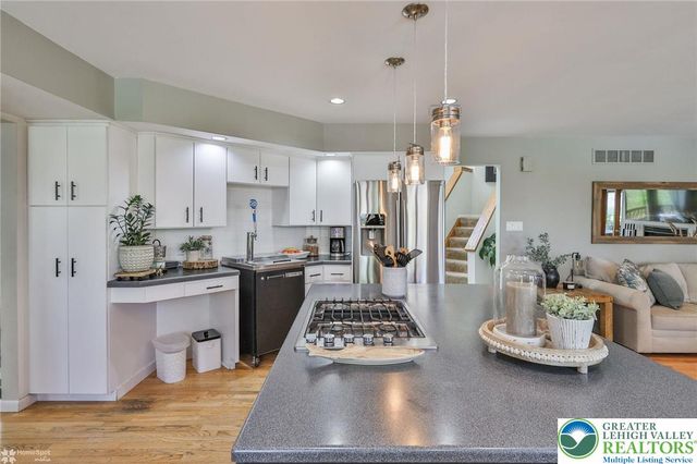337 WOODLINE Road, Moore Twp, PA 18064