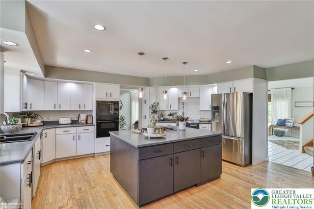 337 WOODLINE Road, Moore Twp, PA 18064
