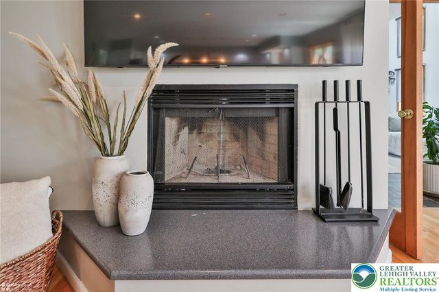 337 WOODLINE Road, Moore Twp, PA 18064
