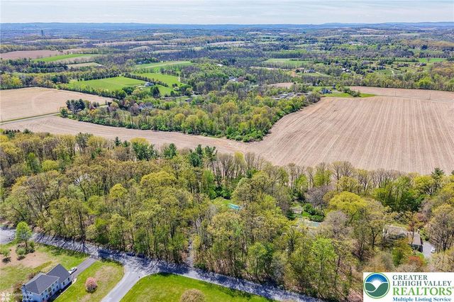 337 WOODLINE Road, Moore Twp, PA 18064