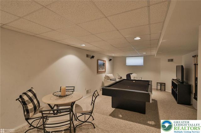 337 WOODLINE Road, Moore Twp, PA 18064