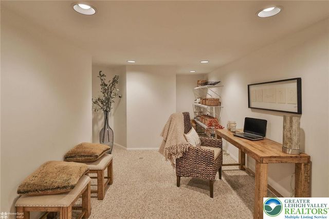 337 WOODLINE Road, Moore Twp, PA 18064