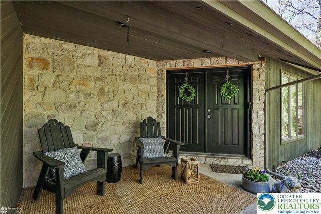 337 WOODLINE Road, Moore Twp, PA 18064