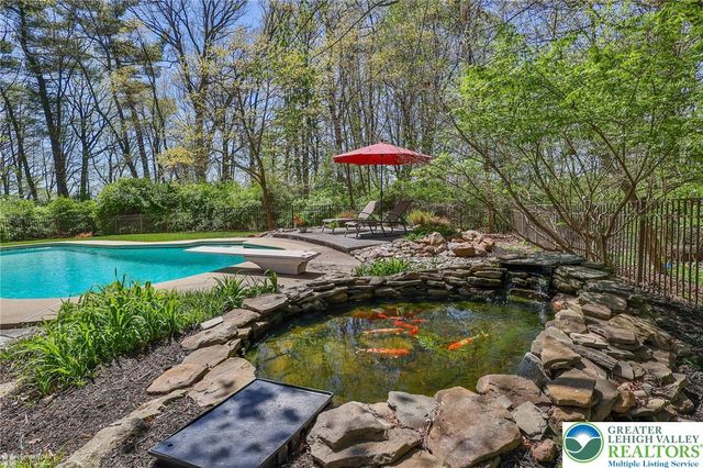 337 WOODLINE Road, Moore Twp, PA 18064