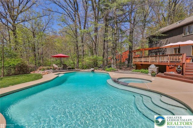 337 WOODLINE Road, Moore Twp, PA 18064