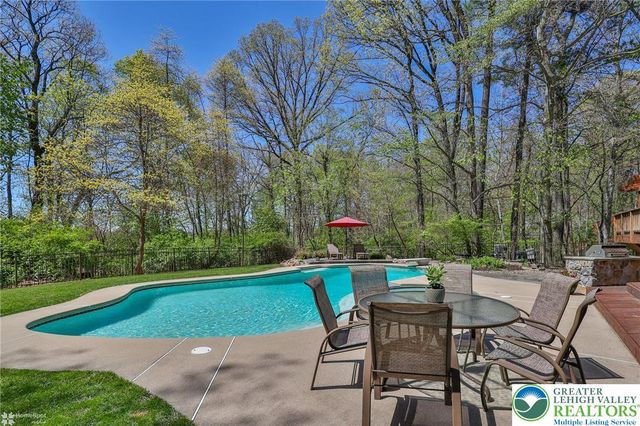 337 WOODLINE Road, Moore Twp, PA 18064