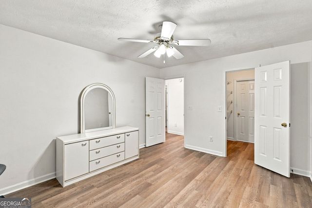 305 Streamside Drive, Roswell, GA 30076