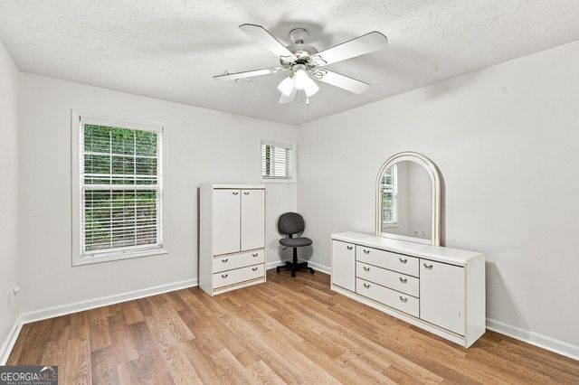 305 Streamside Drive, Roswell, GA 30076