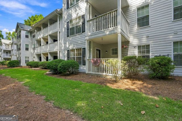 305 Streamside Drive, Roswell, GA 30076