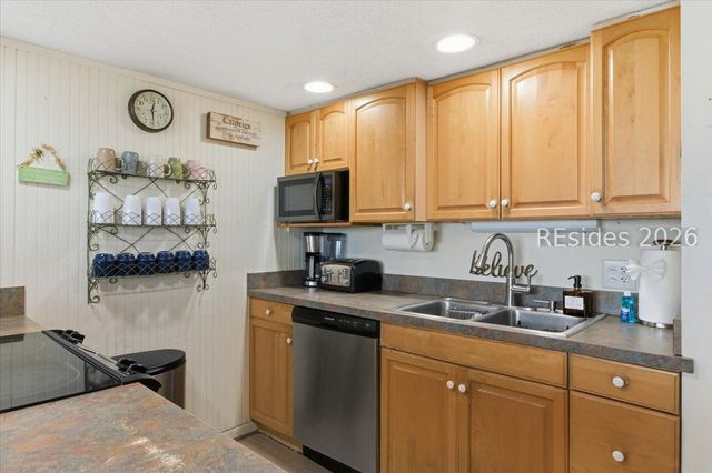 12 Dunes House Lane 8, Hilton Head Island, SC 29928