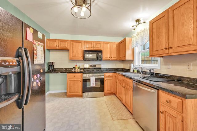 139 CHELMSFORD DR, Marietta, PA 17547