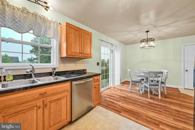 139 CHELMSFORD DR, Marietta, PA 17547