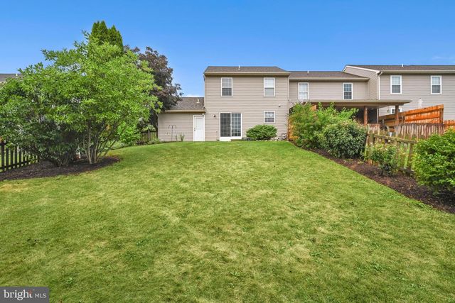 139 CHELMSFORD DR, Marietta, PA 17547