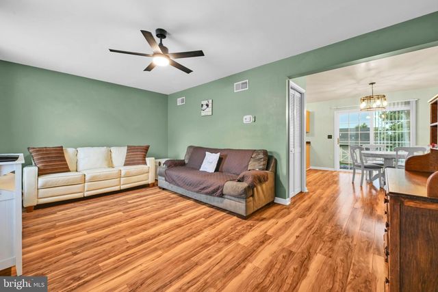 139 CHELMSFORD DR, Marietta, PA 17547