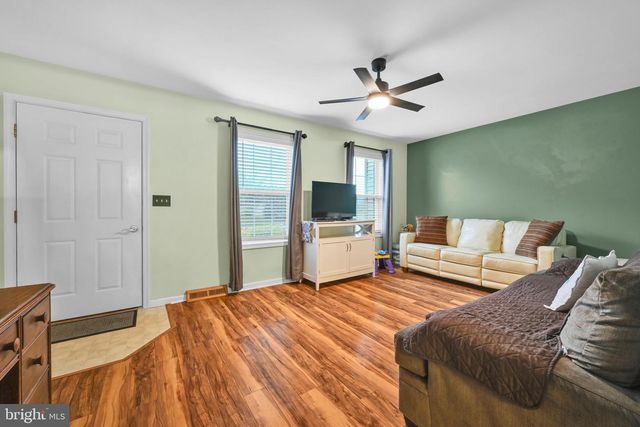 139 CHELMSFORD DR, Marietta, PA 17547
