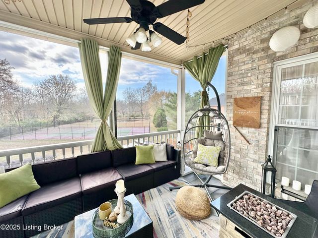 102 Dover Ct, Elizabethtown, KY 42701