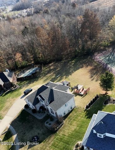 102 Dover Ct, Elizabethtown, KY 42701