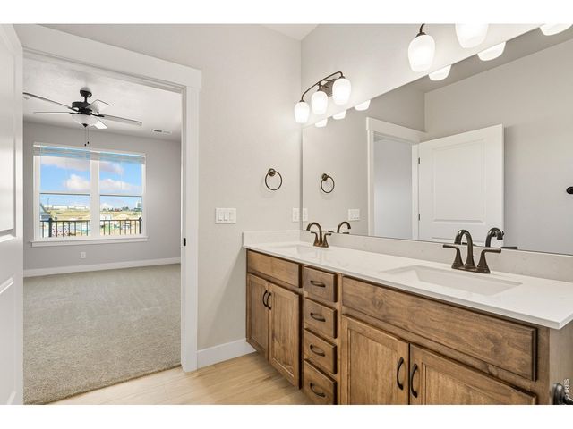 4260 Vulcan Creek Dr 207, Loveland, CO 80538