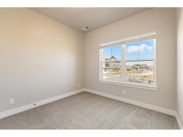 4260 Vulcan Creek Dr 207, Loveland, CO 80538