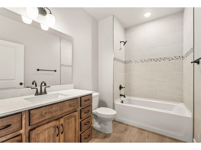 4260 Vulcan Creek Dr 207, Loveland, CO 80538
