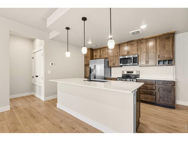 4260 Vulcan Creek Dr 207, Loveland, CO 80538