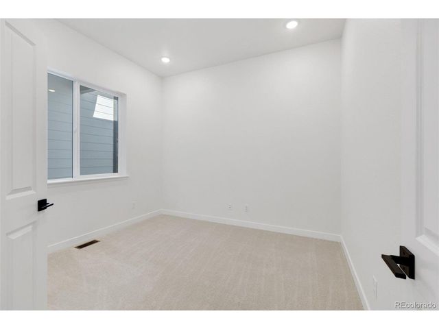 16873 Ballinger Cir, Mead, CO 80542