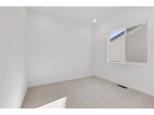 16873 Ballinger Cir, Mead, CO 80542