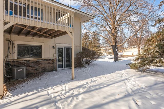 13611 86th Avenue N, Maple Grove, MN 55369