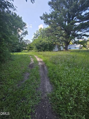 109 N Tyson Lane, Elm City, NC 27822