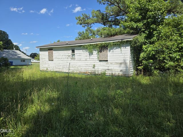 109 N Tyson Lane, Elm City, NC 27822