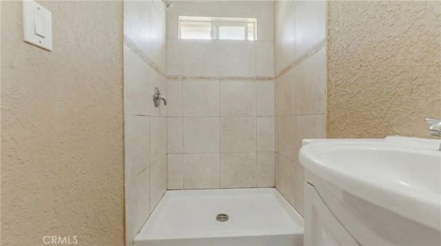 13110 Beaver, Sylmar, CA 91342