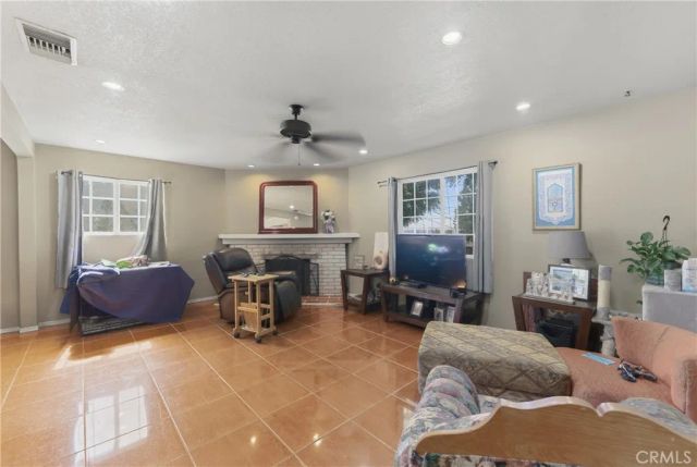 13110 Beaver, Sylmar, CA 91342