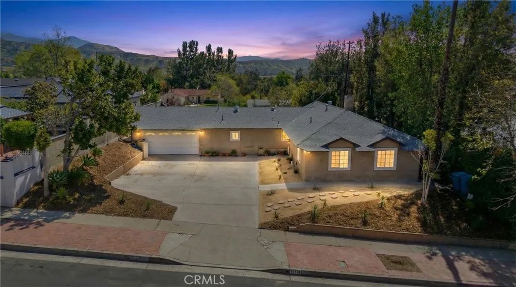 13110 Beaver, Sylmar, CA 91342